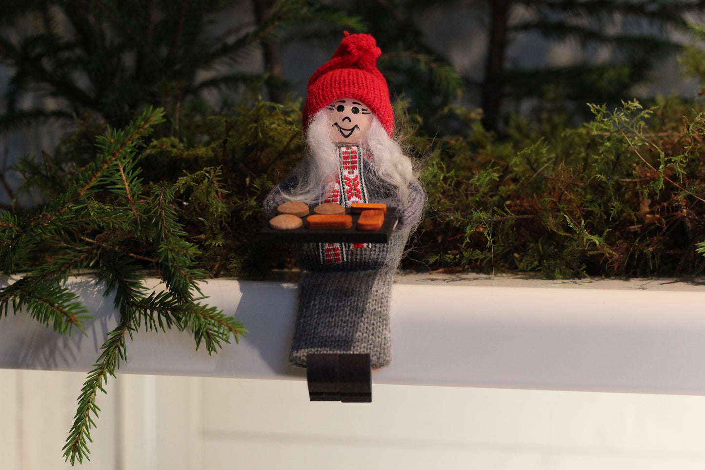 Tomteflicka med bakplåt