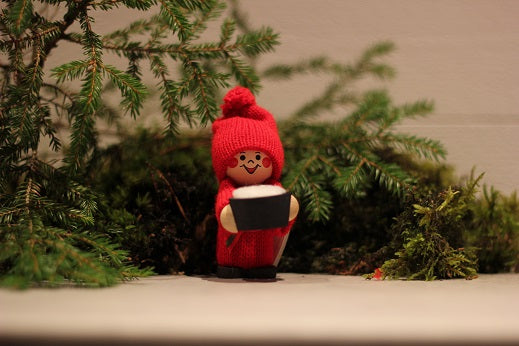 Tomte med grötskål